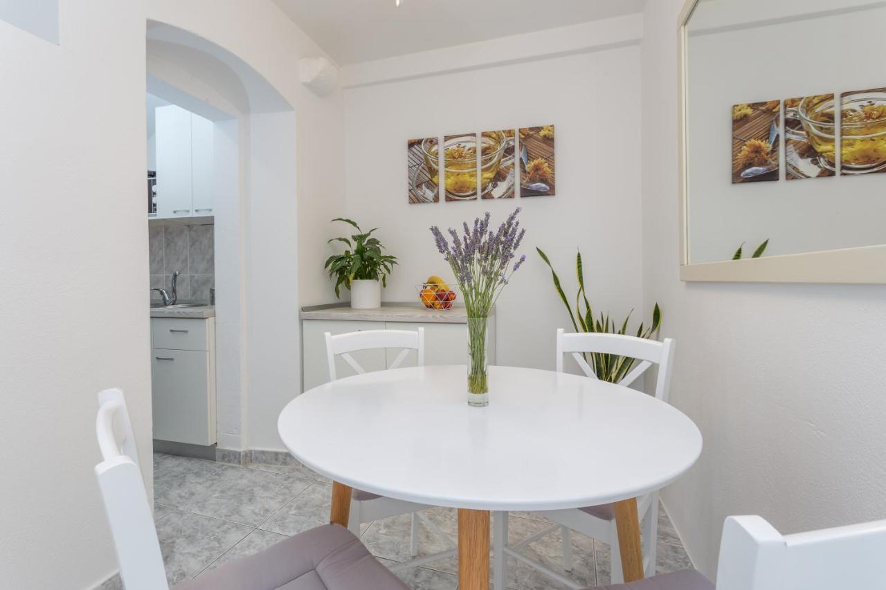Apartment Petric Hvar Town Exterior foto