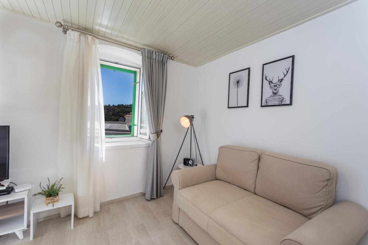 Apartment Petric Hvar Town Exterior foto