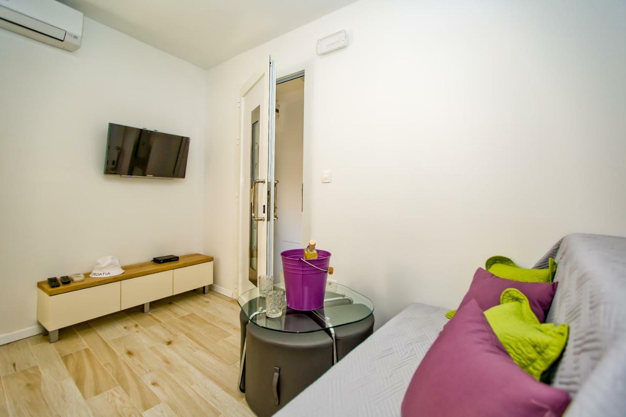 Apartment Petric Hvar Town Exterior foto