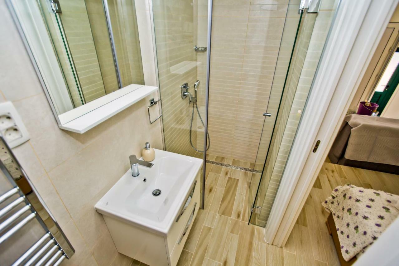 Apartment Petric Hvar Town Exterior foto